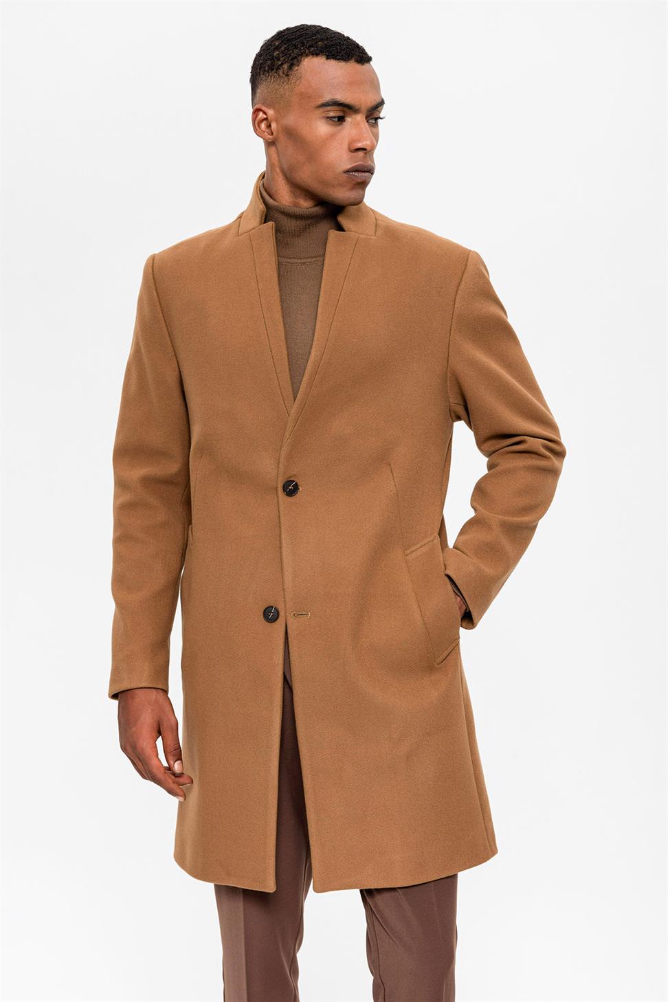 Judge Collar Men's Coat