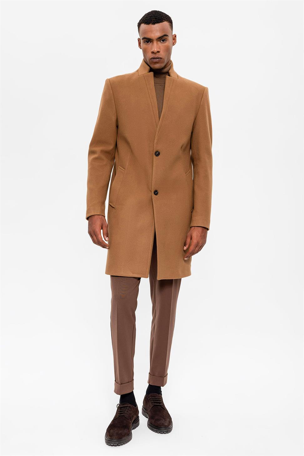 Judge Collar Men's Coat