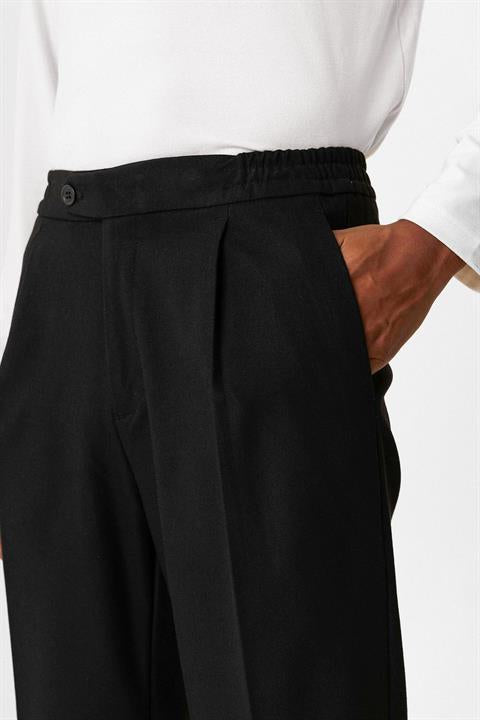 Black Elastic Waist Baggy Men's Pants