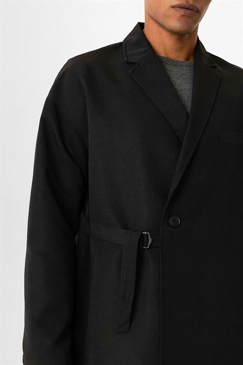 Men's Trench Coat With Buckle Detail